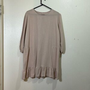 No brand light tan dress. Size 2XL